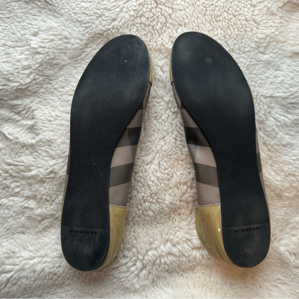 BURBERRY FLATS - Picture 6 of 6